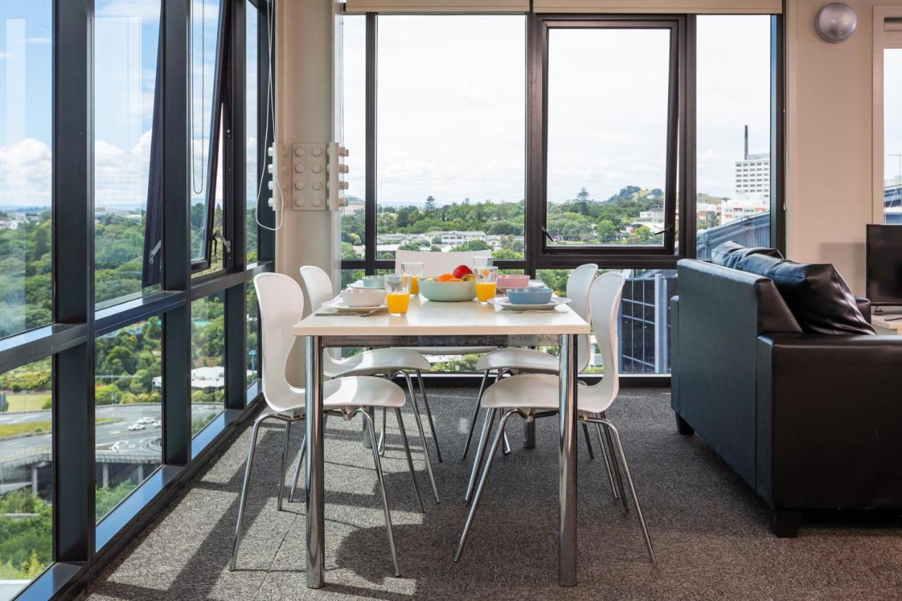 Campus Summer Stays Wellesley Apartment Auckland Esterno foto